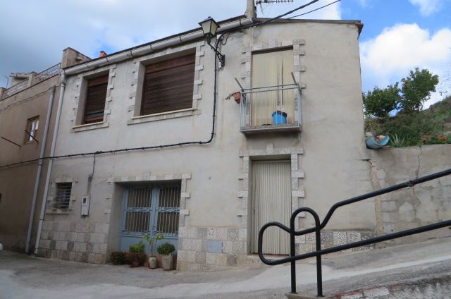 Vista exterior de Casa adosada en venda en Higueras