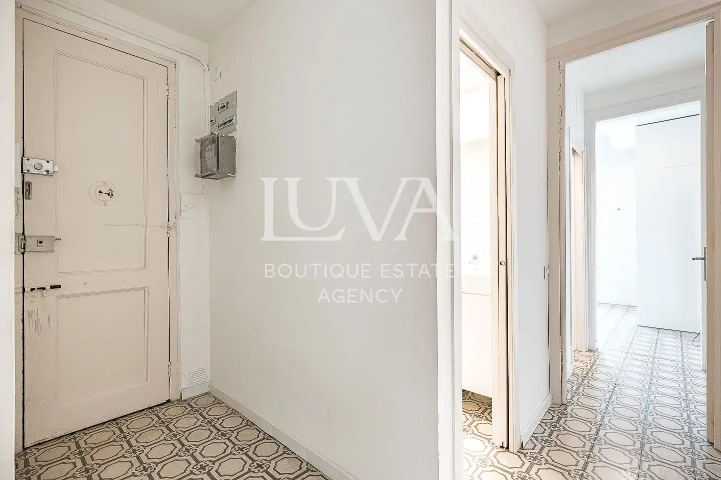 Dormitori de Apartament en venda en Barcelona amb Aire condicionat i Calefacció