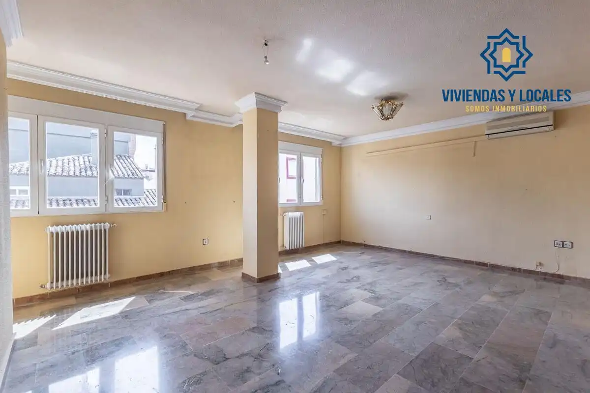 Piso con ascensor en venta en Calle MARQUES DE MONDEJAR, imagen 4