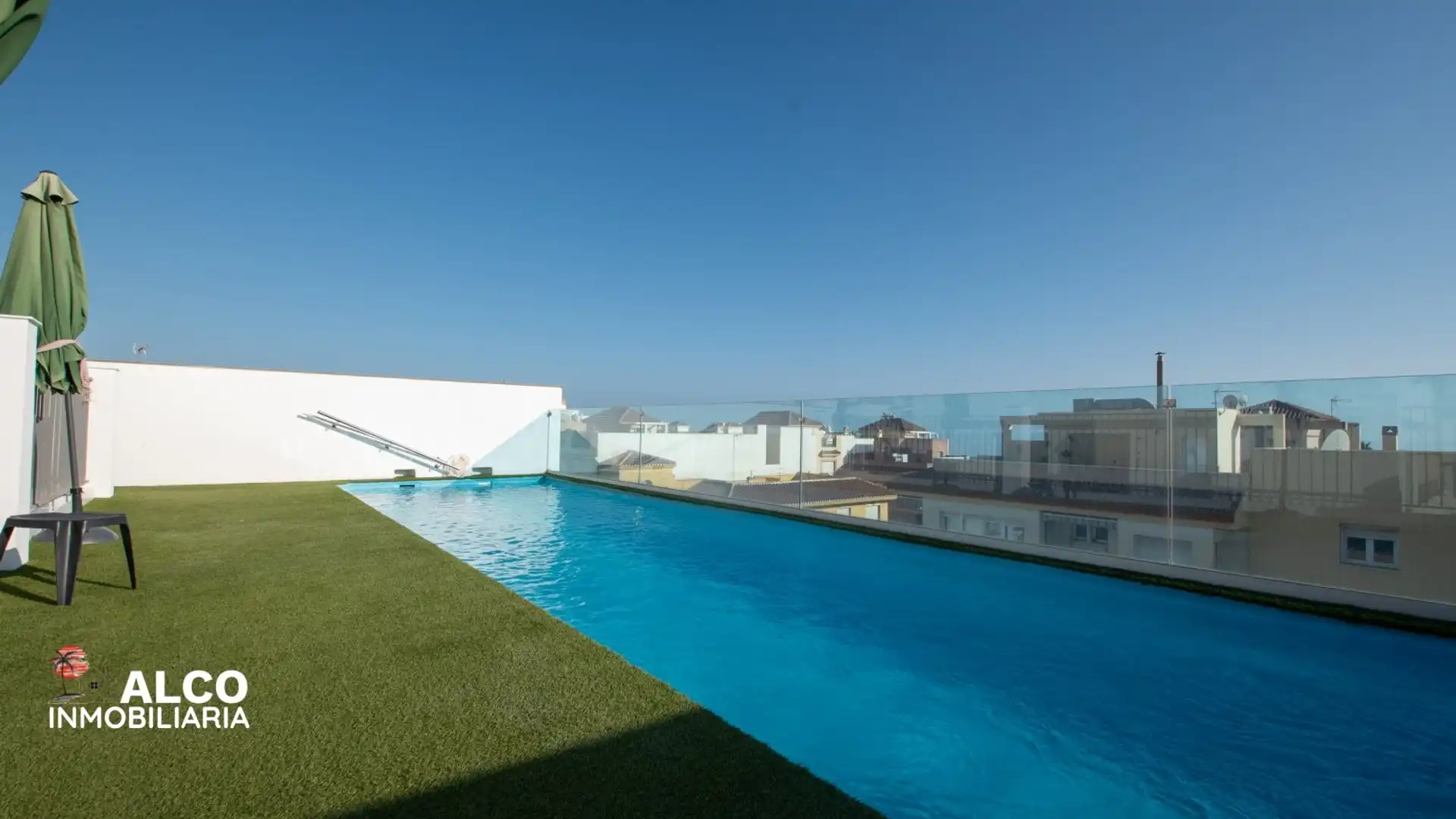 Piscina de Pis en venda en Torrox amb Terrassa, Piscina i Moblat