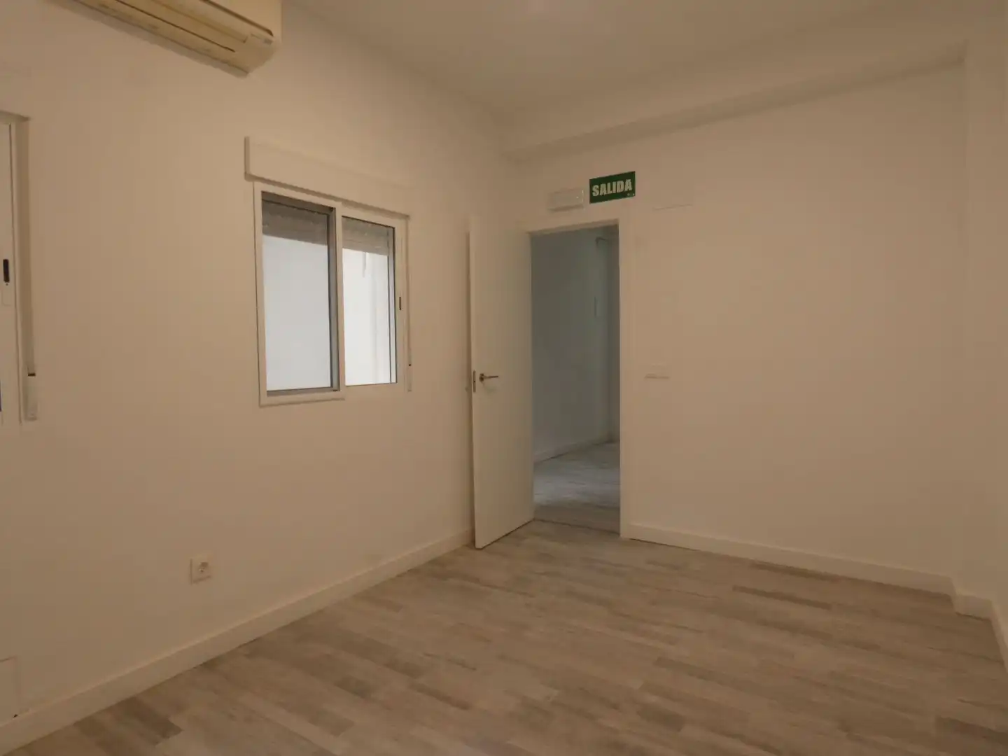 Local en venda en Madrid amb Aire condicionat, Calefacció i Terrassa