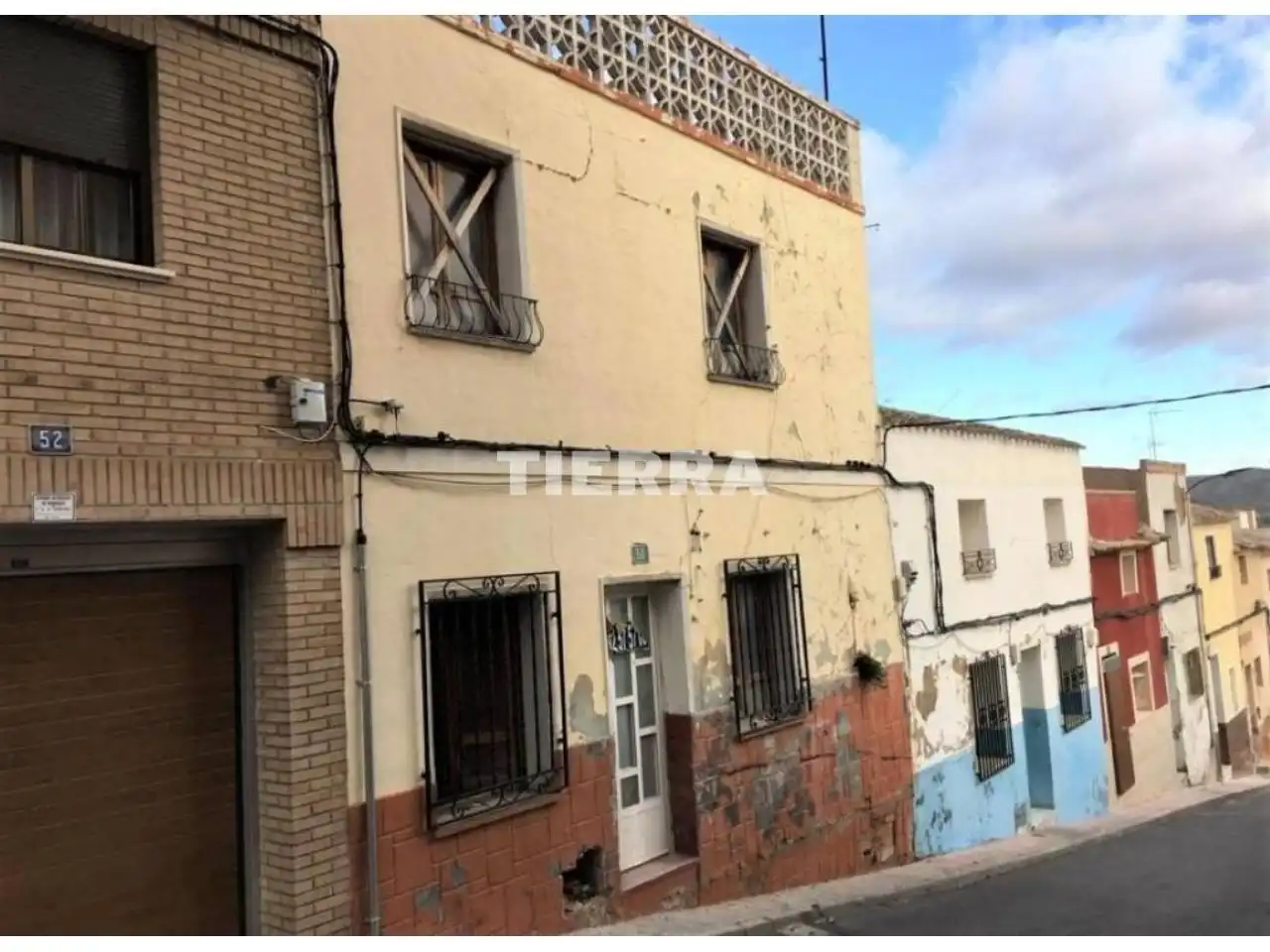 Vista exterior de Casa adosada en venta en Yecla