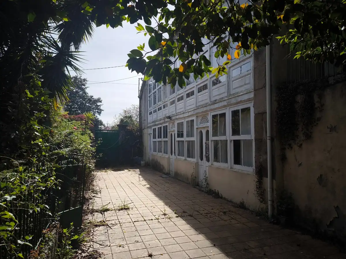 Vista exterior de Casa o chalet en venta en Vilagarcía de Arousa con Calefacción, Jardín privado y Amueblado