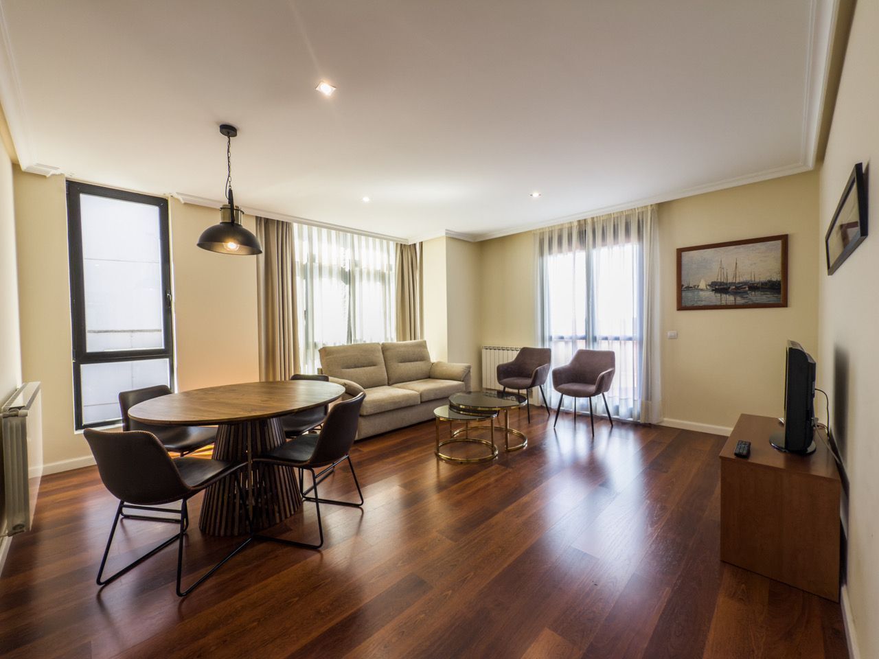 Living room of Flat for sale in Llanes  with Heating, Terrace and Furnished