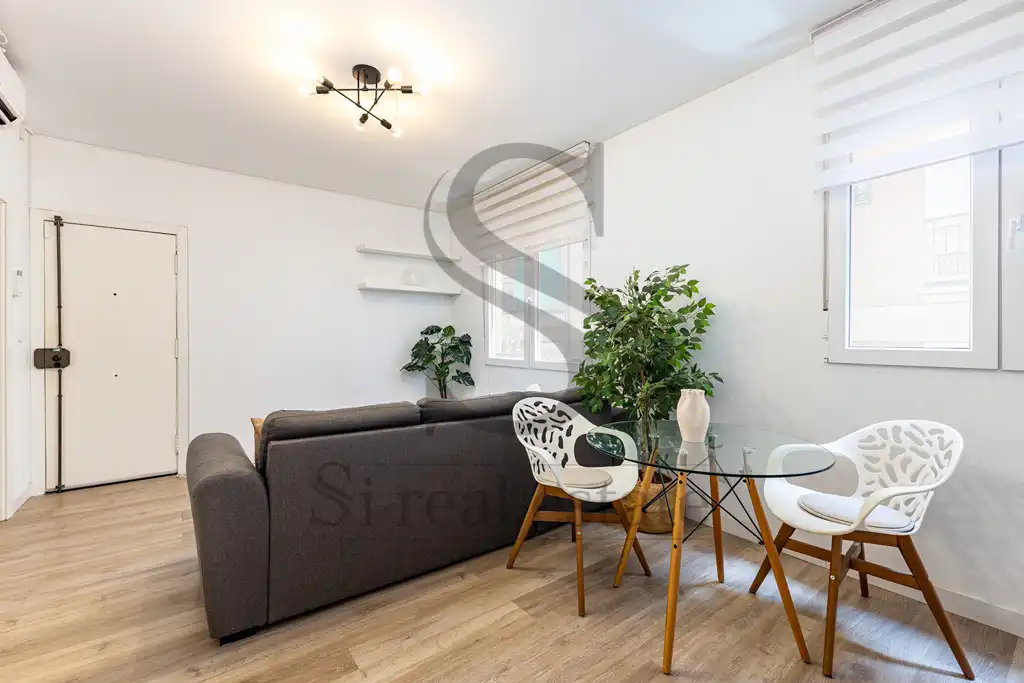 Sala de estar de Piso en venta en Barcelona con Aire acondicionado y Parquet