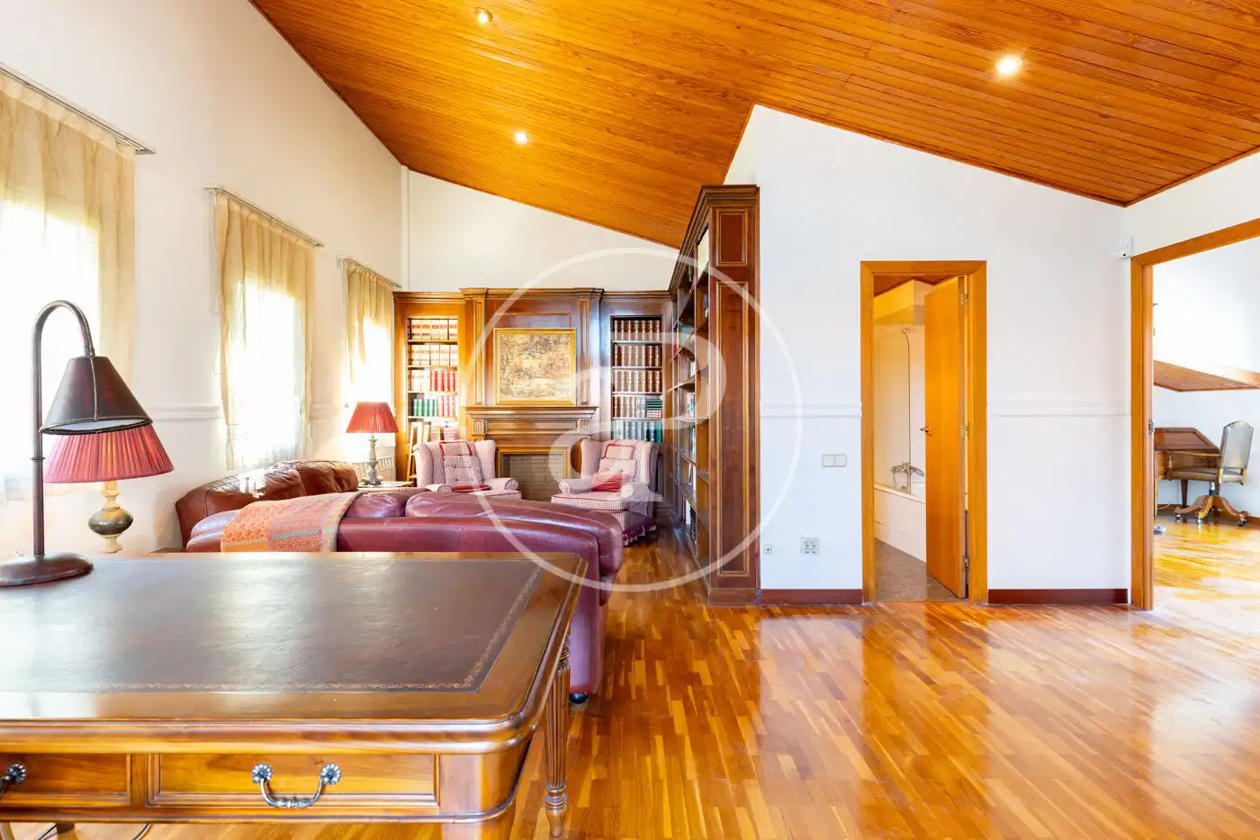 Living room of Detached homes for sale in Sant Cugat del Vallès  with Air Conditioner, Heating and Private garden
