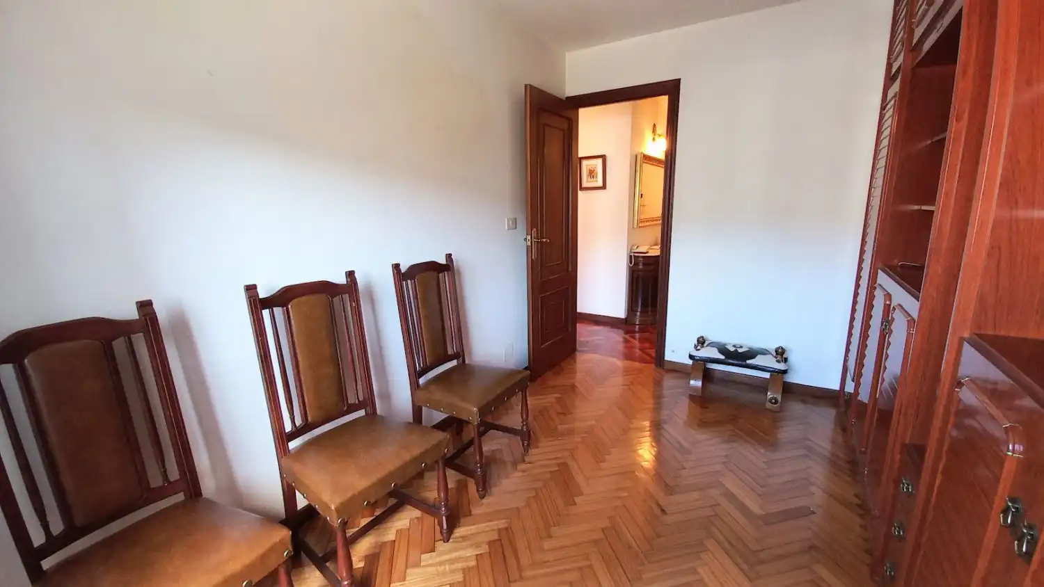 Sala de estar de Piso en venta en Culleredo con Calefacción, Parquet y Trastero