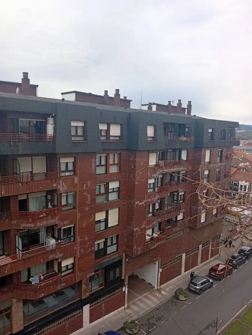 Exterior view of Flat for sale in Portugalete  with Heating, Storage room and Oven
