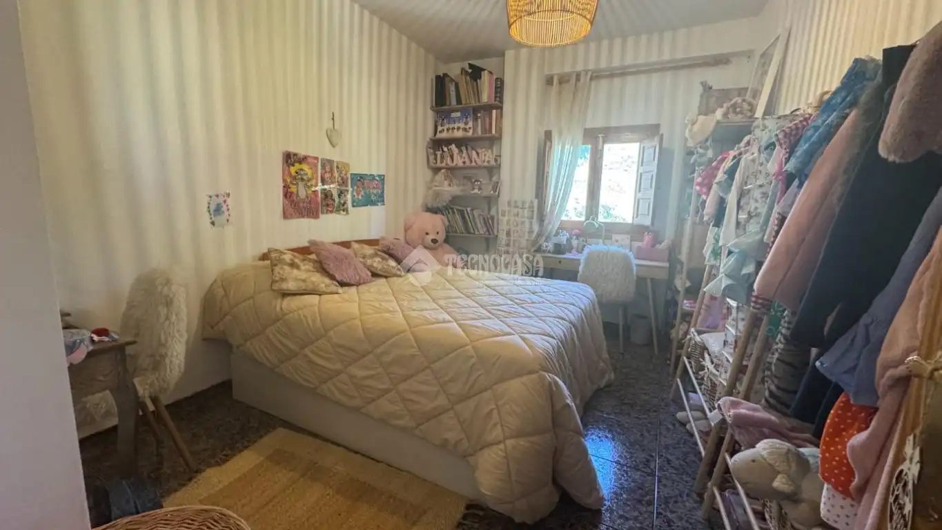Habitación de Casa o chalet en venta en Alpujarra de la Sierra con Aire acondicionado, Trastero y Amueblado