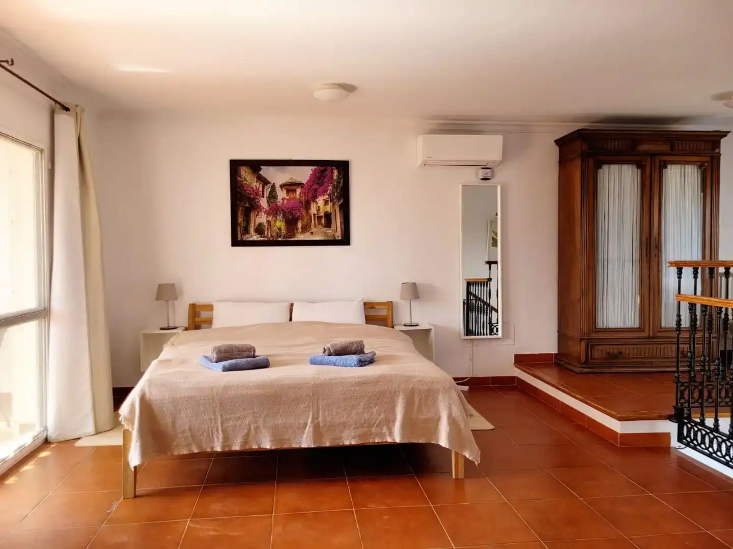 Habitación de Casa o chalet de alquiler en Vélez-Málaga con Aire acondicionado, Piscina y Balcón