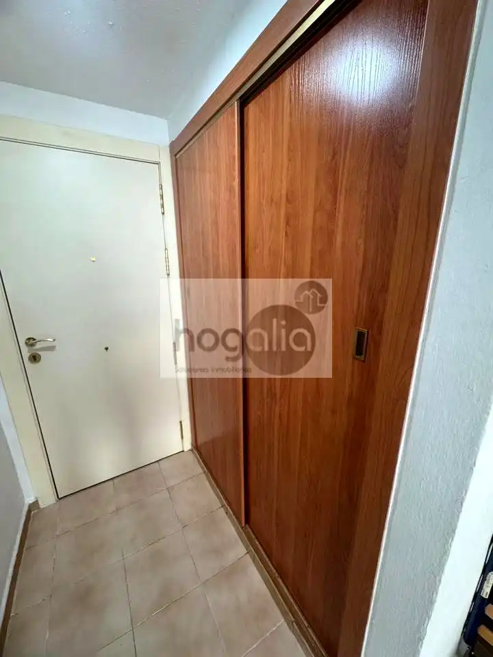 Schlafzimmer von Wohnung zur Miete in Sevilla mit Klimaanlage und Möbliert