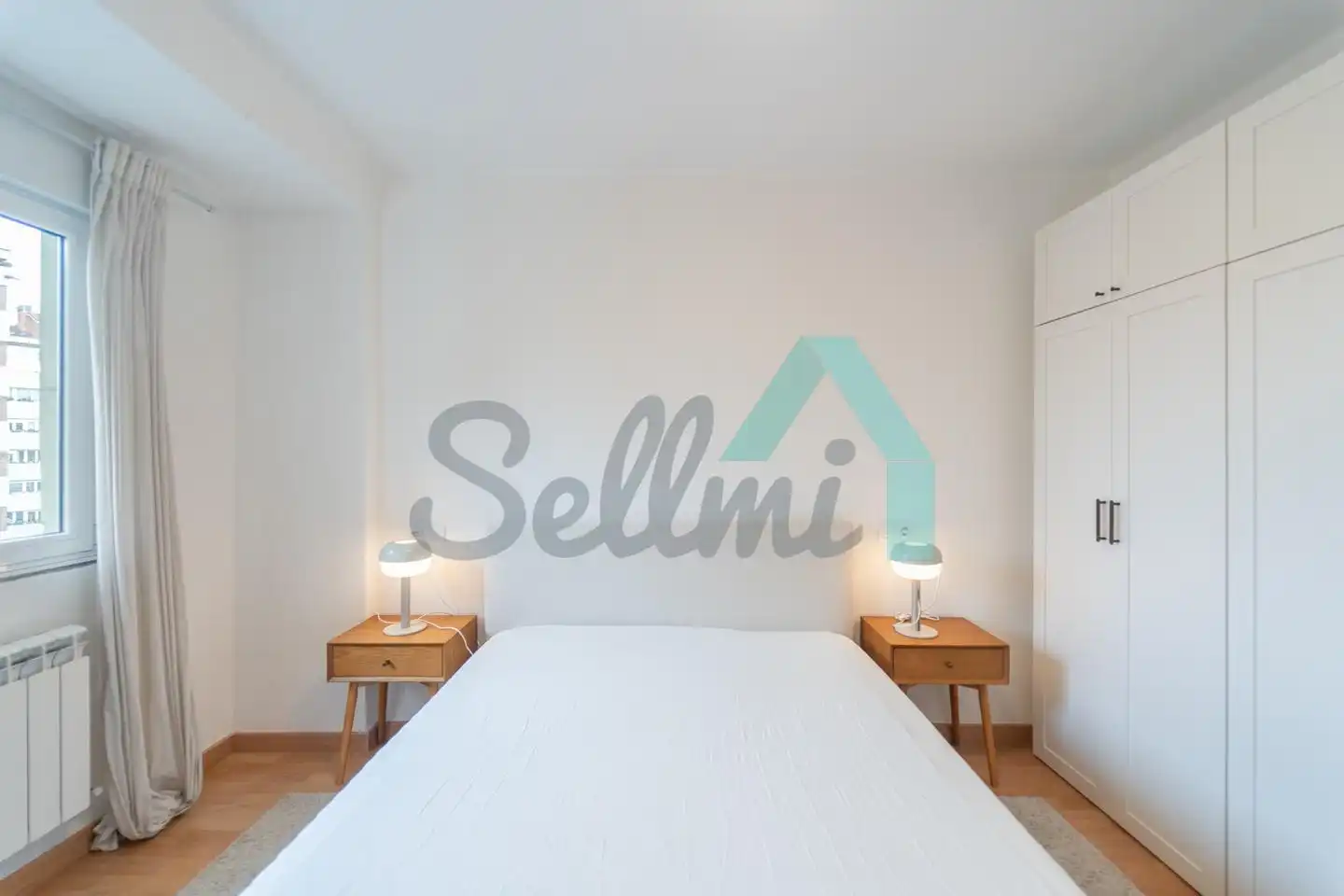 Bedroom of Flat for rent in Oviedo   with Heating, Furnished and Internet