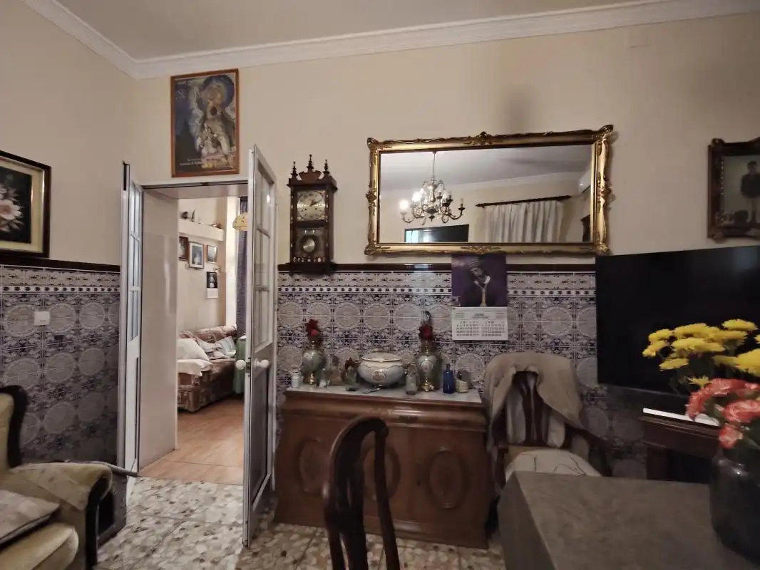 Casa adosada en venda en Sevilla amb Aire condicionat, Calefacció i Jardí privat