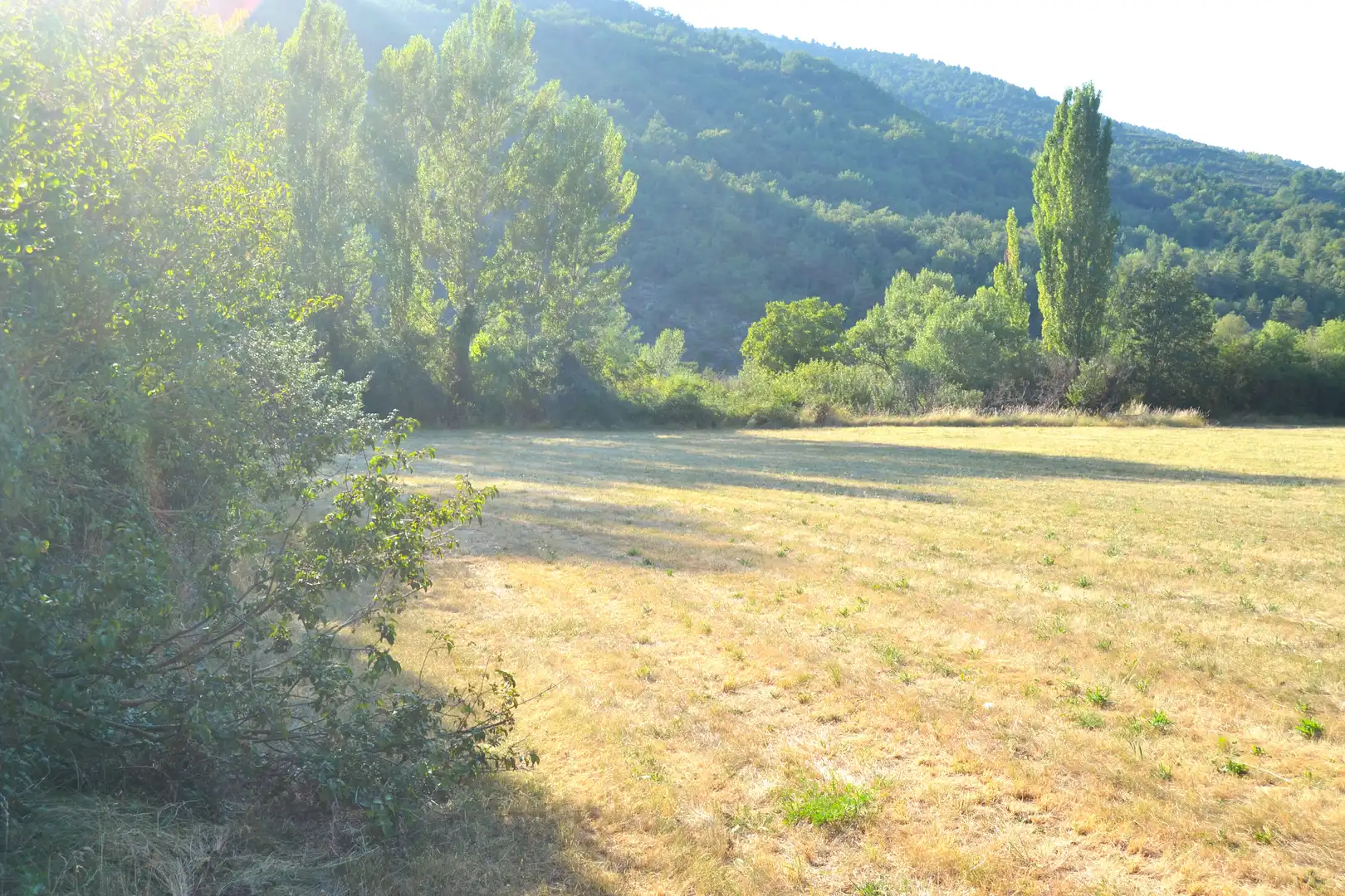 Terreni e lotti in vendita a Jasa, imagen 3