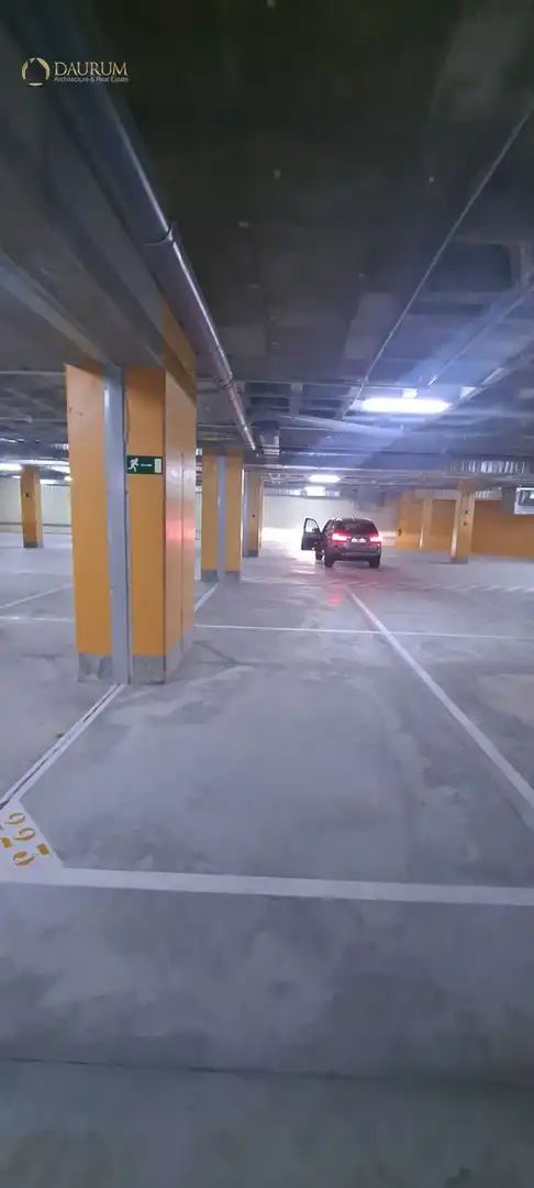 Parkplatz von Wohnung zum Verkauf in San Sebastián de los Reyes mit Klimaanlage, Heizung und Möbliert