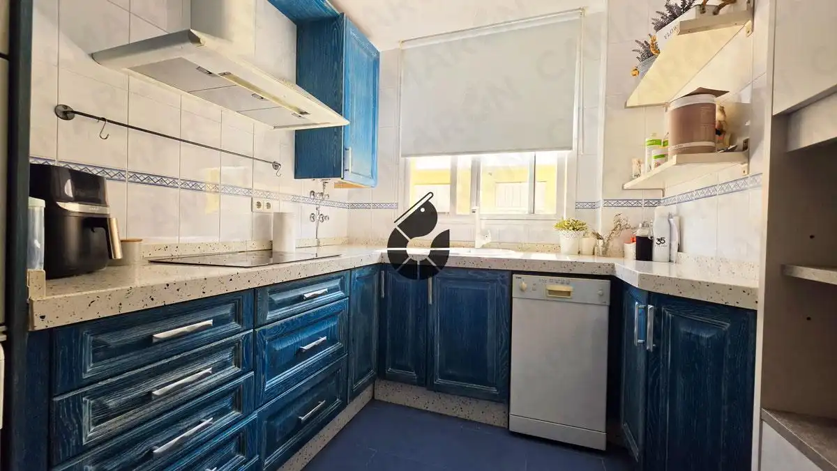 Kitchen of Flat for sale in Coria del Río  with Air Conditioner, Parquet flooring and Storage room