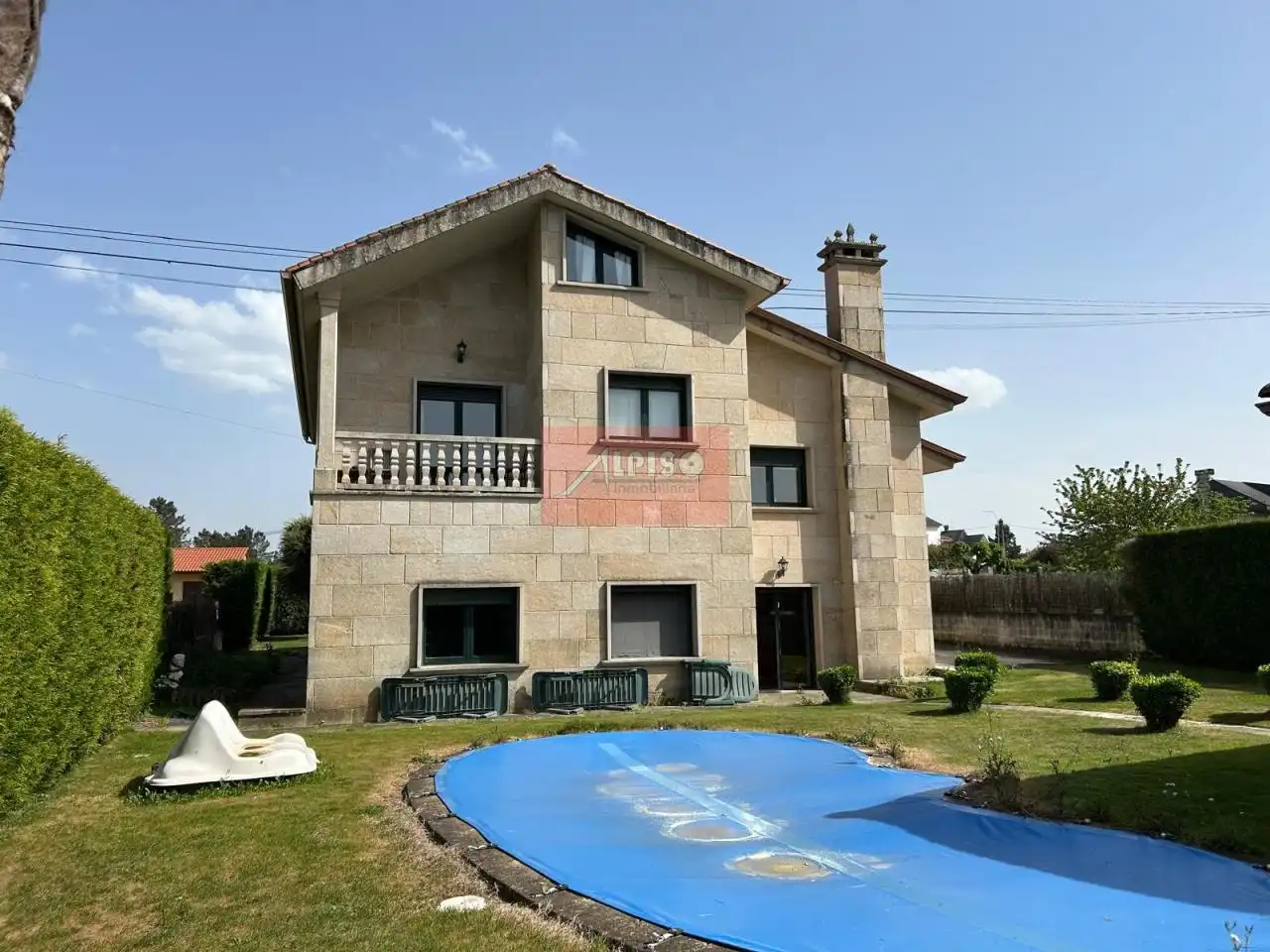 Vista exterior de Casa o chalet en venta en San Cibrao das Viñas con Calefacción, Jardín privado y Terraza
