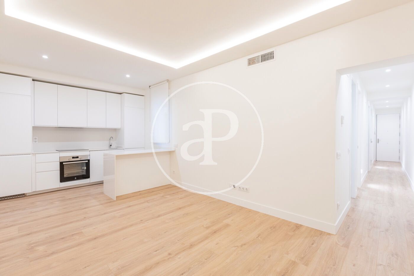 Cuina de Pis de lloguer en  Madrid Capital amb Aire condicionat i Calefacció