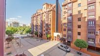 Vista exterior de Pis en venda en  Madrid Capital amb Aire condicionat, Calefacció i Jardí privat