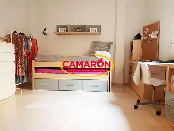 Habitación de Casa adosada en venta en Coria del Río