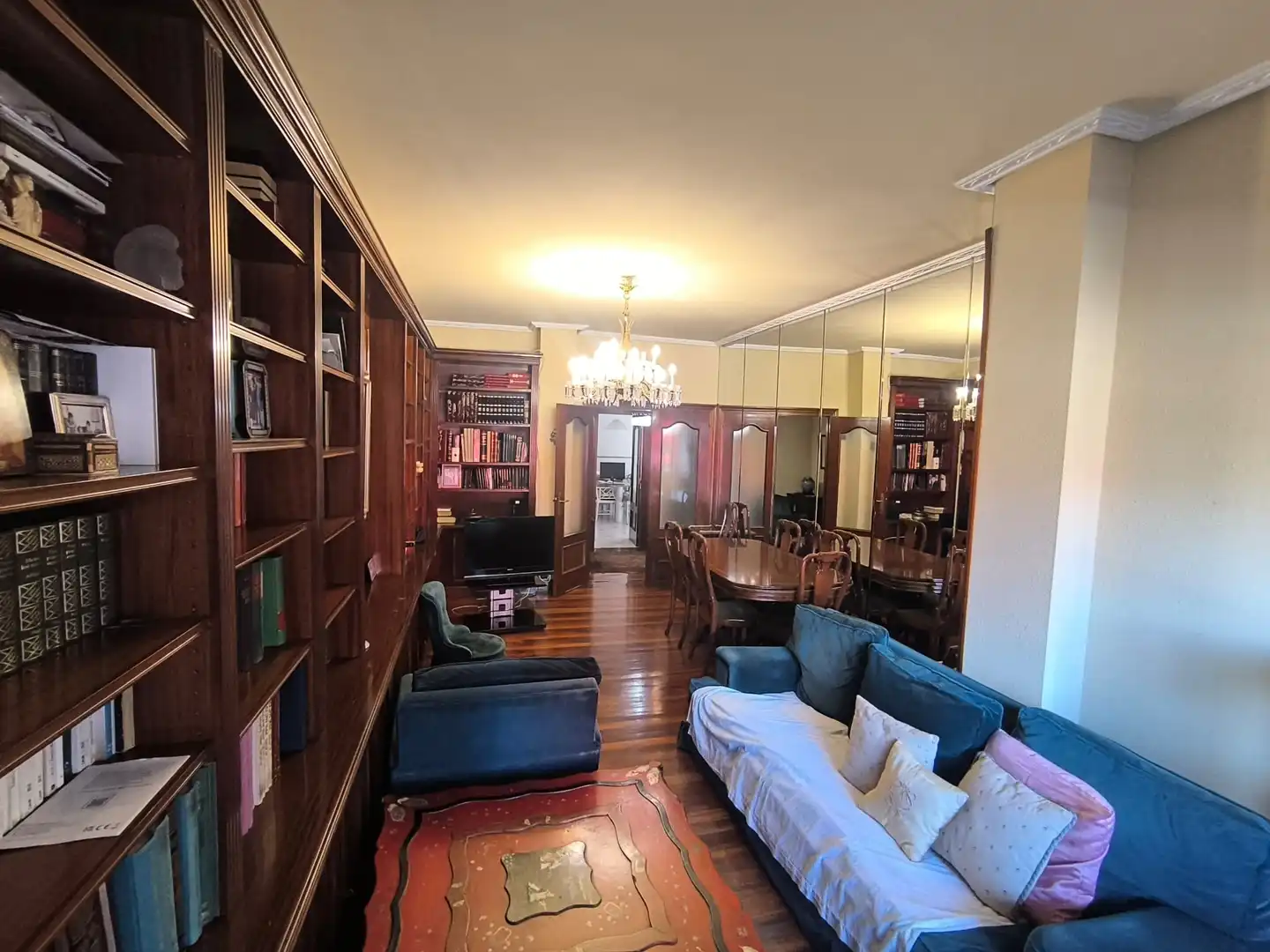Sala d'estar de Pis en venda en Bilbao  amb Calefacció, Terrassa i Traster