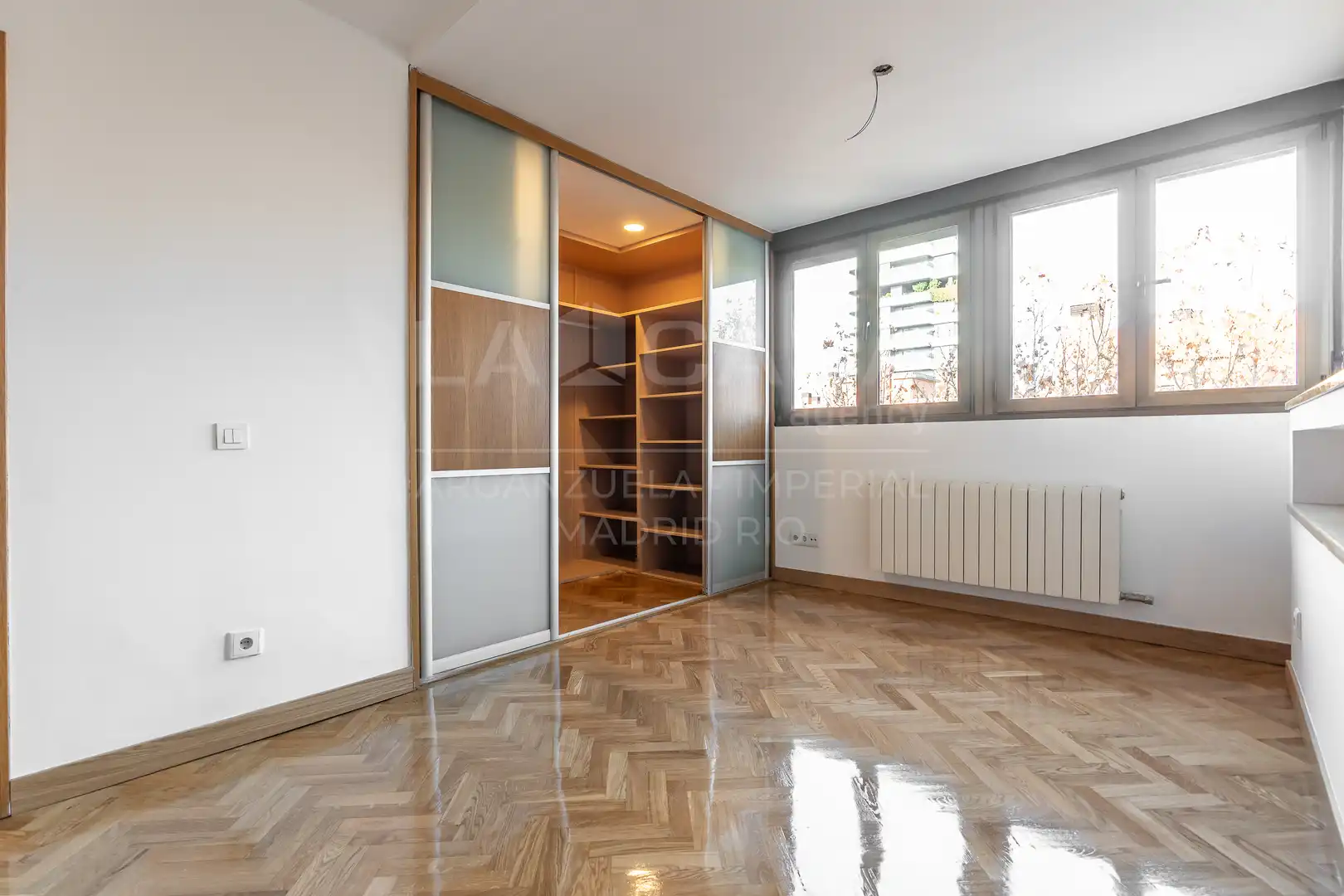 Dormitori de Àtic en venda en Madrid amb Calefacció i Terrassa