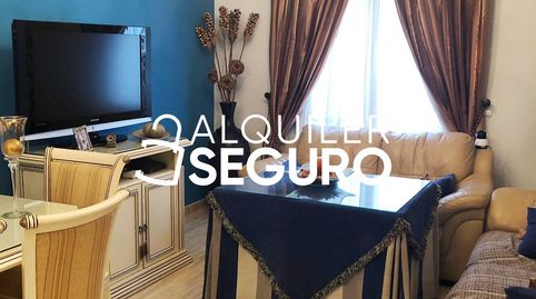 Foto 2 de Piso de alquiler en Alcalde Antonio Solano, Centro, Alhaurín El Grande