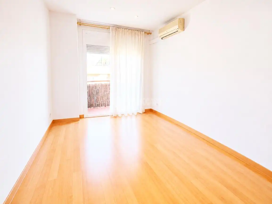 Appartamento con terrazza in vendita a Eixample, imagen 7
