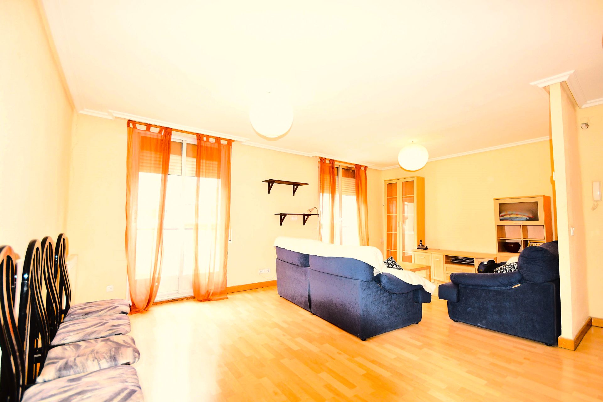 Living room of Flat for sale in  Logroño  with Heating, Furnished and Balcony