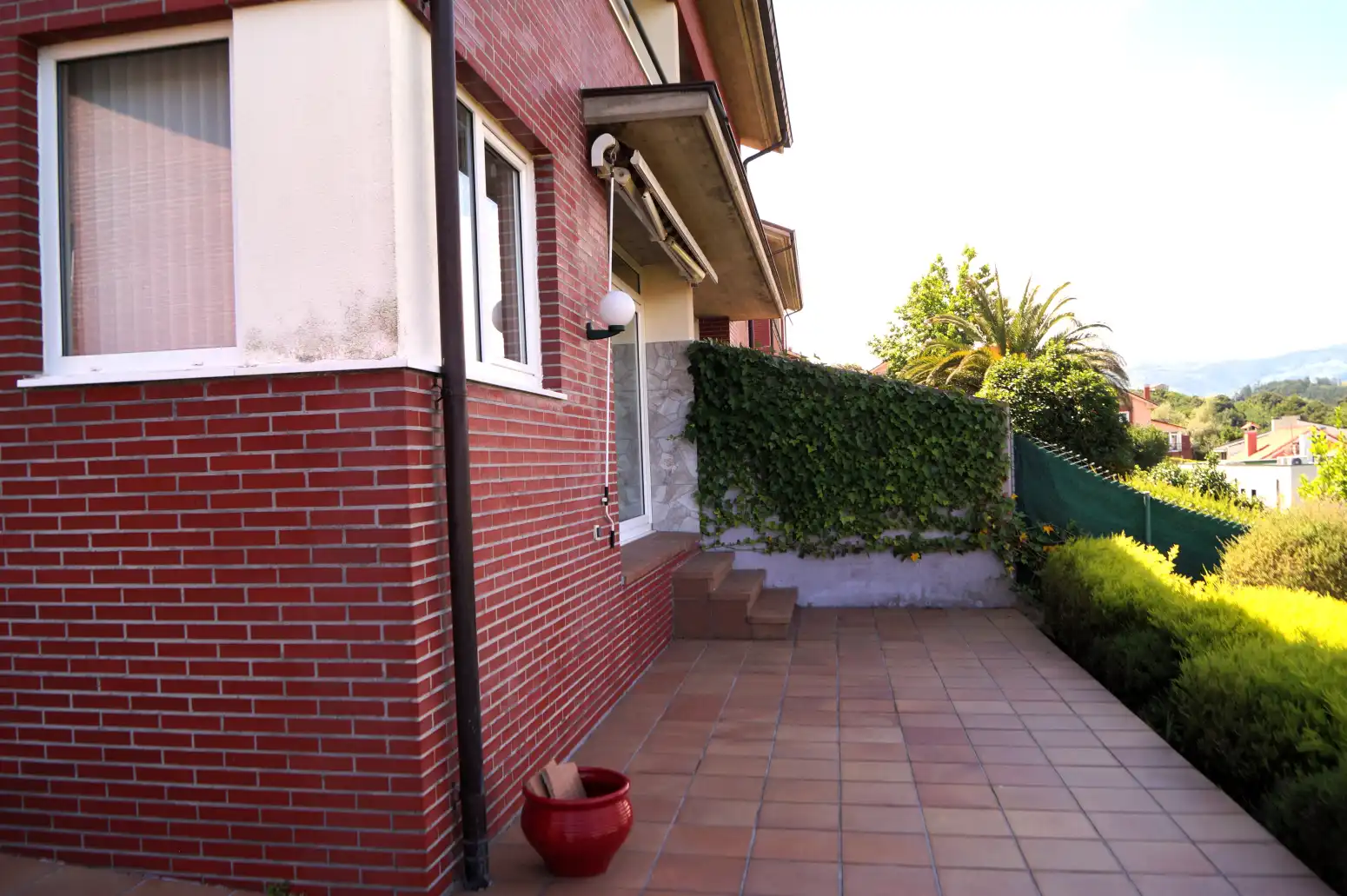 Jardí de Casa o xalet en venda en Medio Cudeyo amb Calefacció, Jardí privat i Terrassa