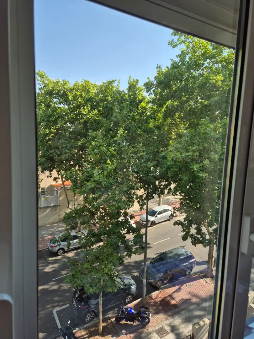 Vista exterior de Dúplex de alquiler en Madrid con Aire acondicionado, Calefacción y Piscina