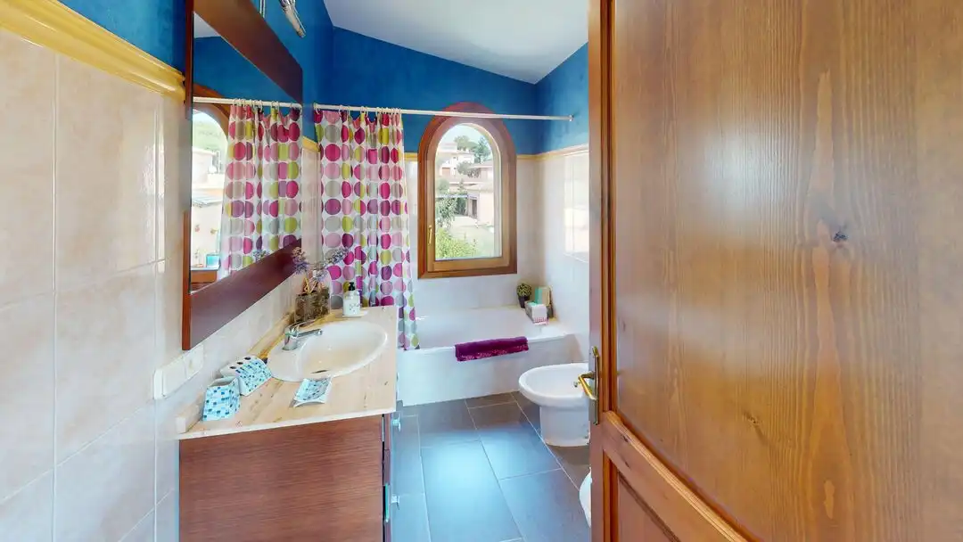 Casa amb jardí en venda a Vall-llobrega, imagen 47