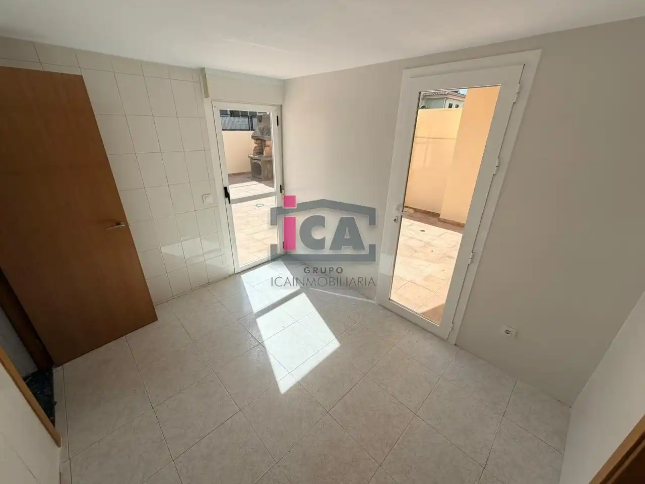 Adossat en venda a CALLE MALPARTIDA DE CACERES, imagen 11