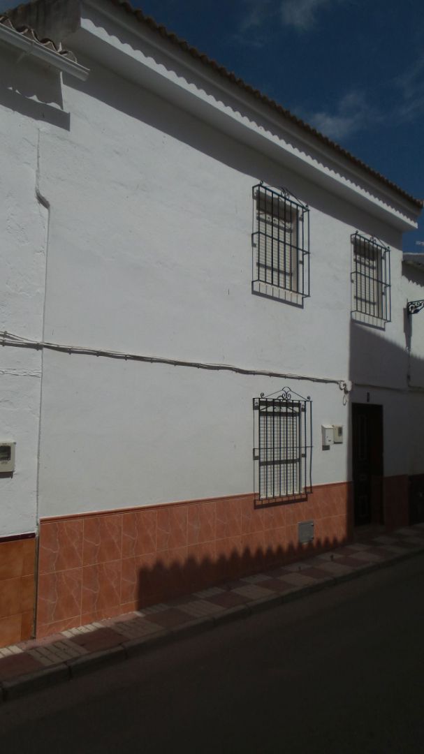 Exterior view of House or chalet for sale in Algámitas