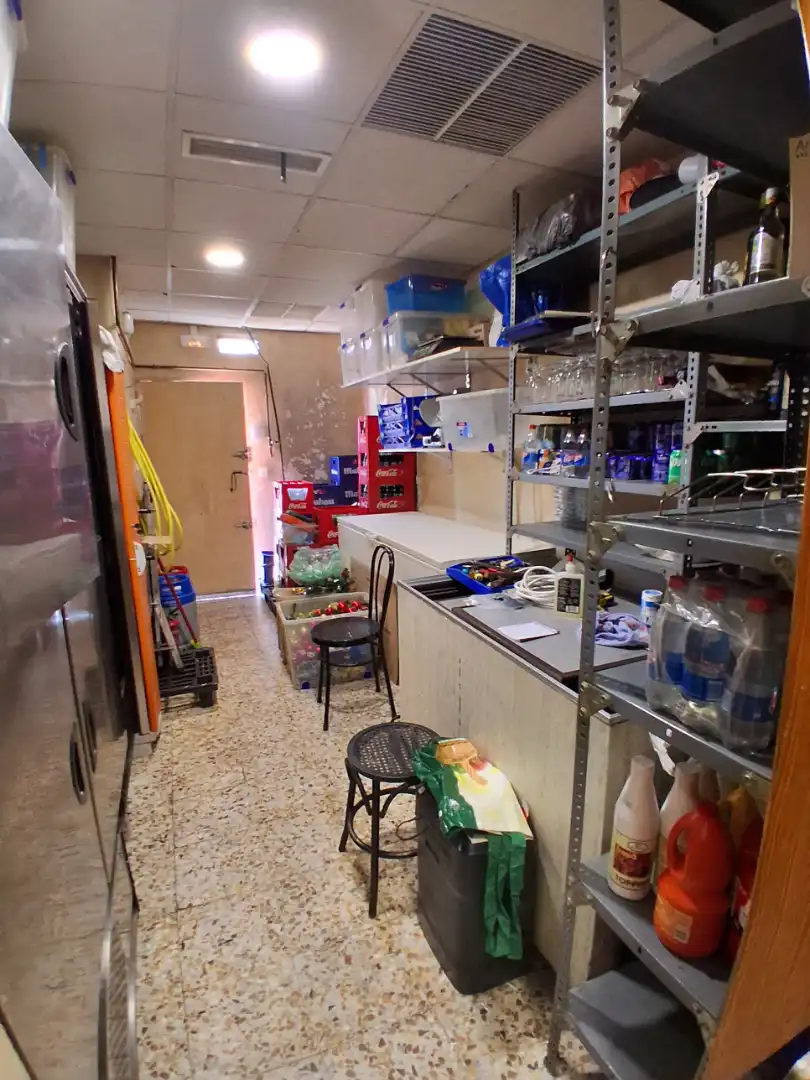 Local comercial en traspàs a Sur - PAU 4, imagen 19