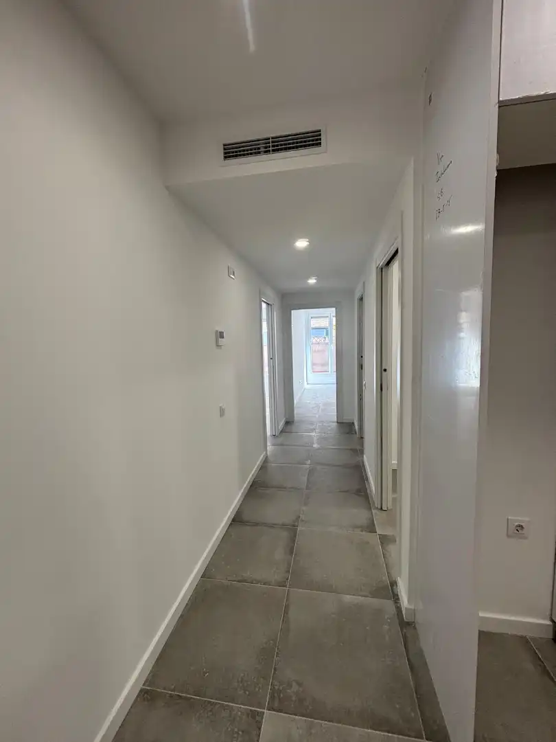 Local en venta en Carrer Primer de Maig, Molí Nou - Ciutat Cooperativa