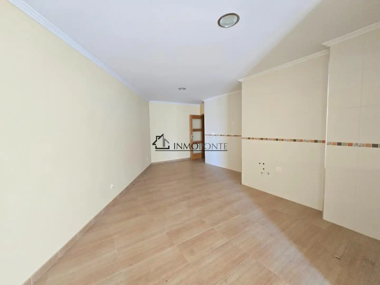 Piso en venta en Marín con Calefacción y Balcón