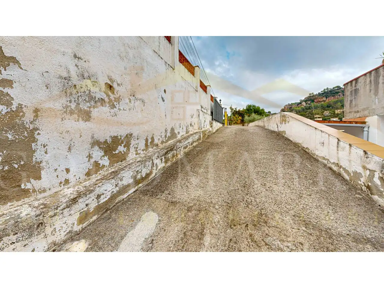 Vista exterior de Casa o chalet en venta en Corbera de Llobregat con Aire acondicionado, Calefacción y Jardín privado