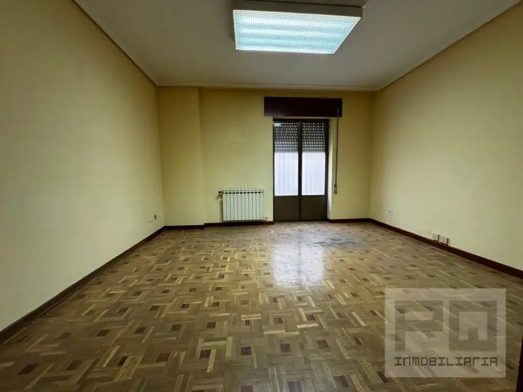 Sala d'estar de Pis en venda en Ávila