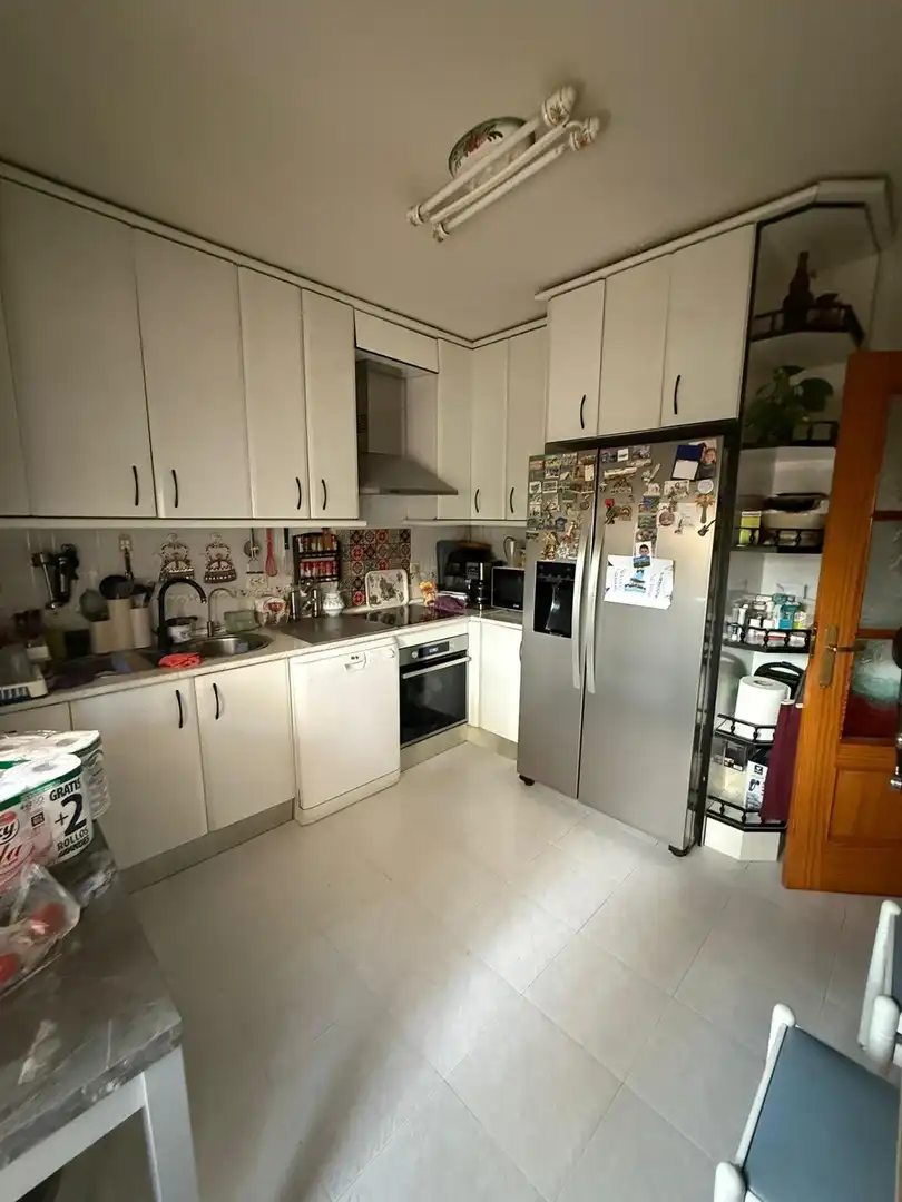 Cocina de Casa o chalet en venta en Añover de Tajo con Aire acondicionado y Jardín privado