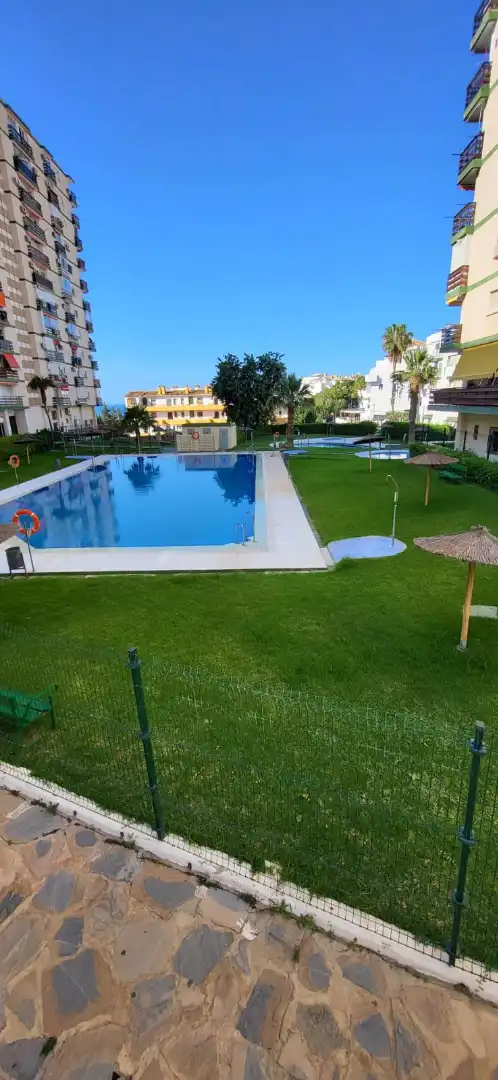 Piscina de Estudi de lloguer en Benalmádena amb Aire condicionat, Moblat i Rentadora