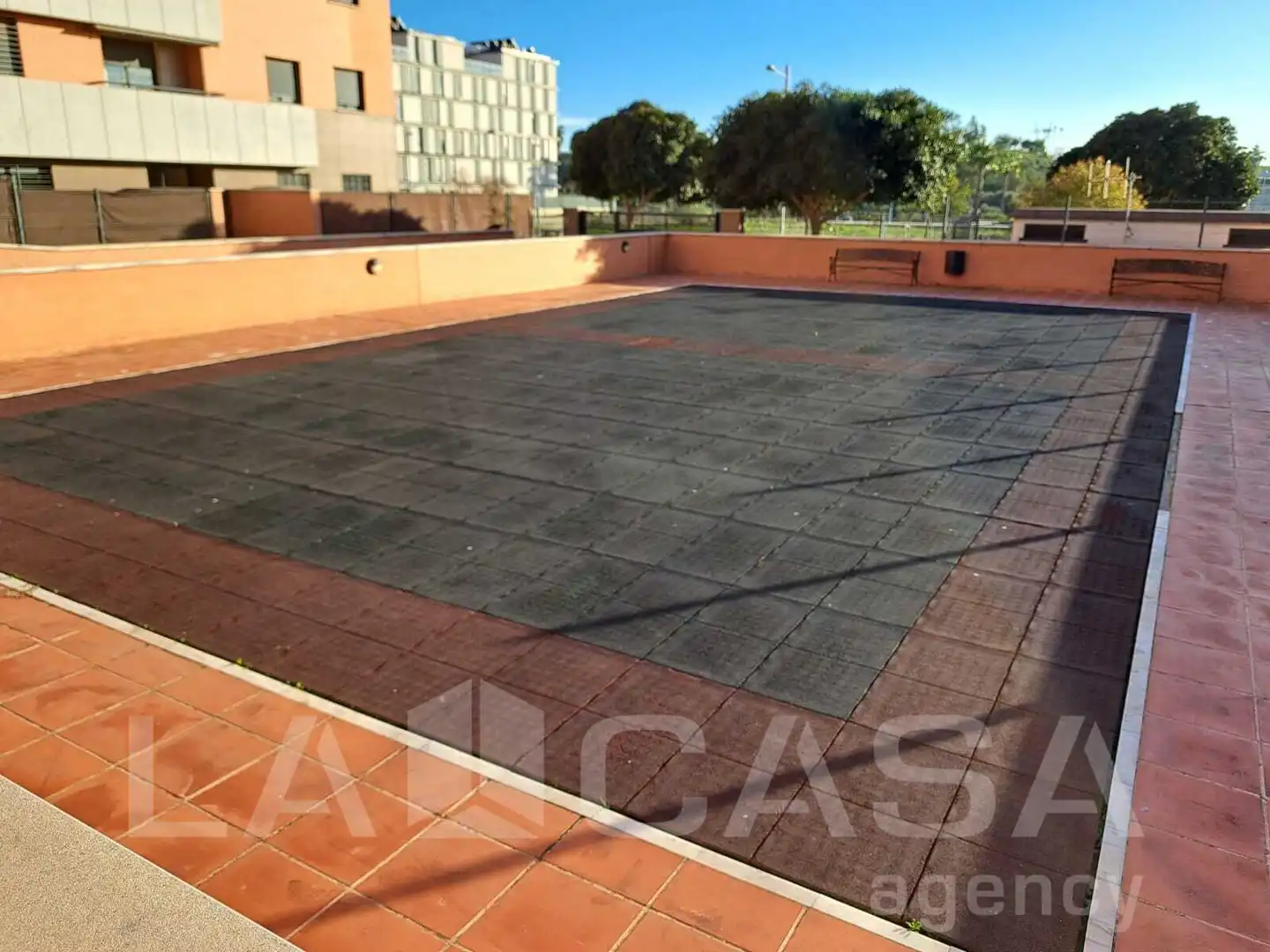 Appartamento con piscina in vendita a Entrenúcleos, imagen 23