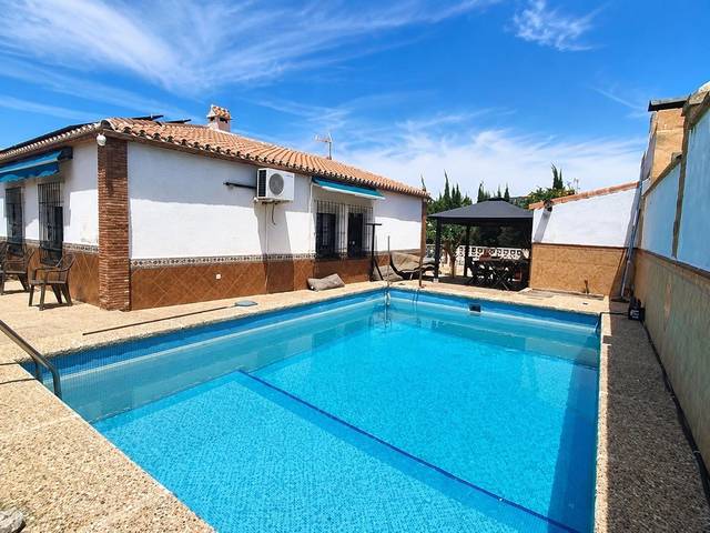 Casa-chalet en Venta en Jardines de Alhaurín - Huerta Alta - Fuensanguínea