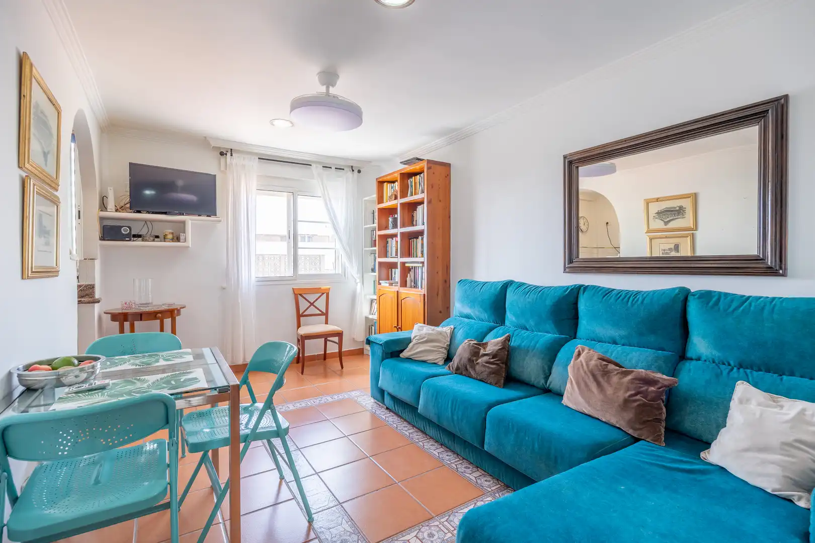 Flat for sale in Calle Enrique Granados 9