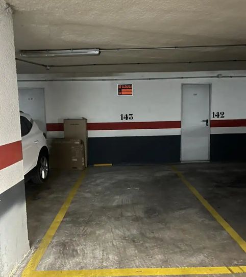 Foto 2 de Garaje de alquiler en Carrer de Sant Ferran, 77, Centro, Almazora / Almassora