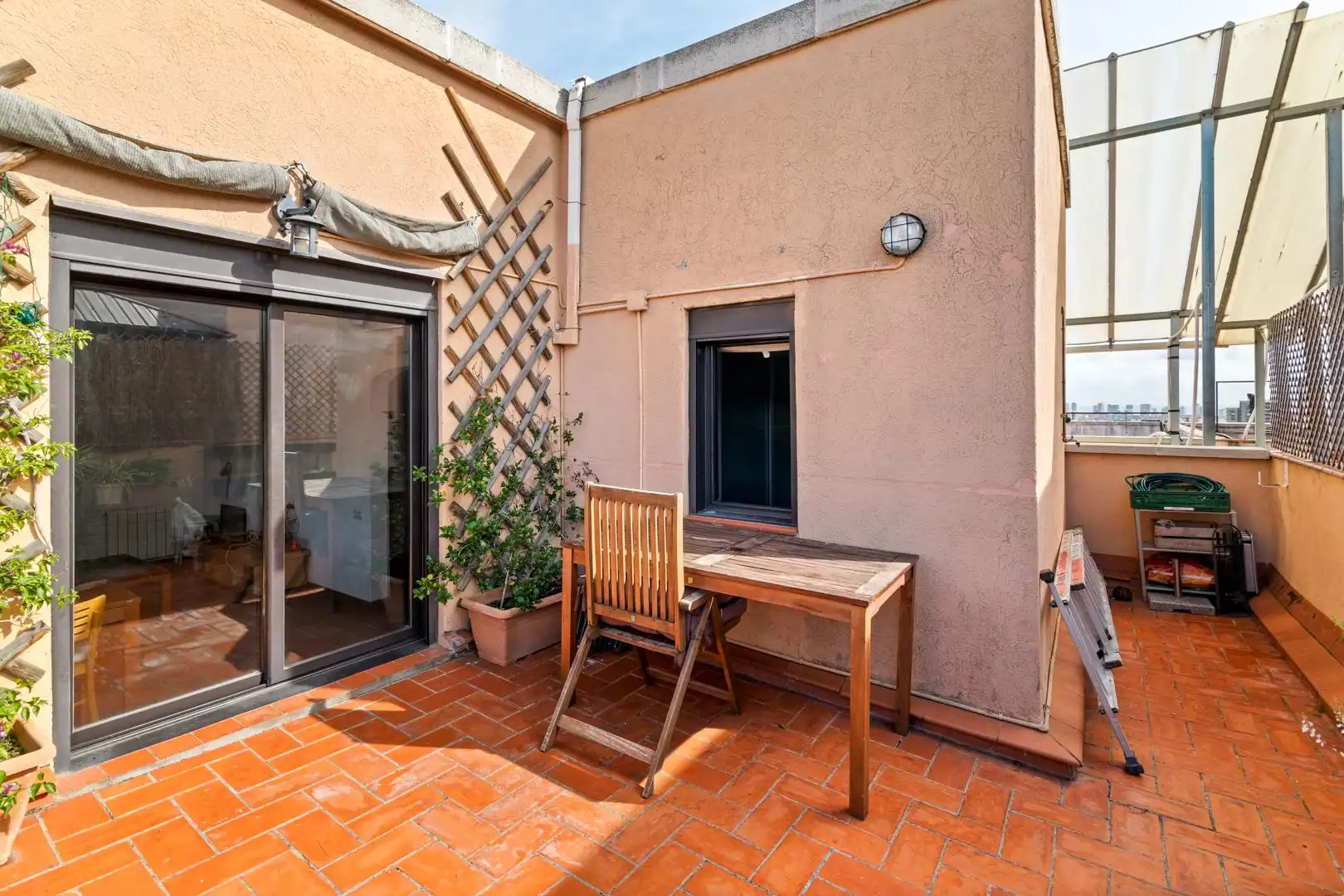 Terrasse von Wohnung zum Verkauf in Barcelona mit Klimaanlage, Heizung und Terrasse