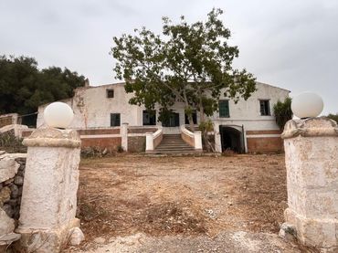 Maison rustique avec jardin à vendre à Es Mercadal poble