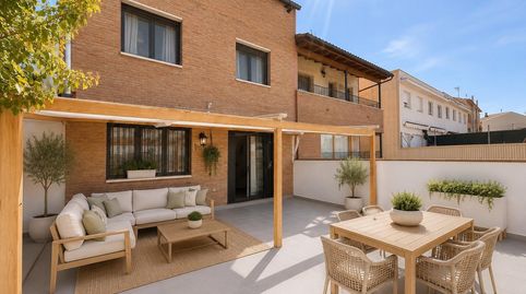 Casa con ascensor, buhardilla y garaje para 5 coches en zona residencial, imatge 2