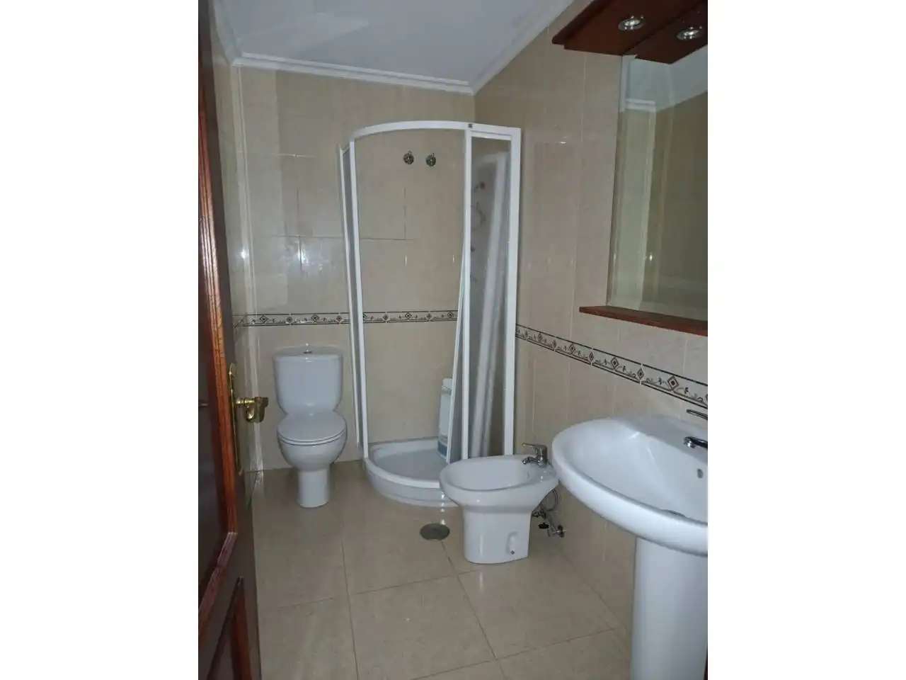 Baño de Piso en venta en Ourense Capital  con Calefacción y Parquet