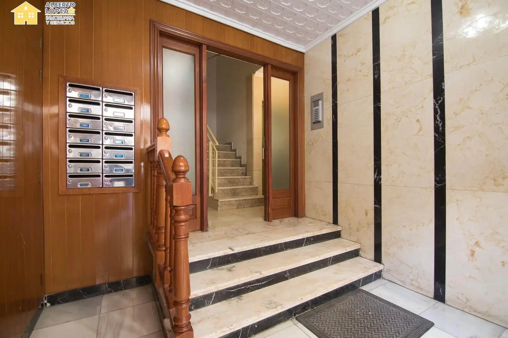 Ático en venta en Elche / Elx con Terraza y Balcón